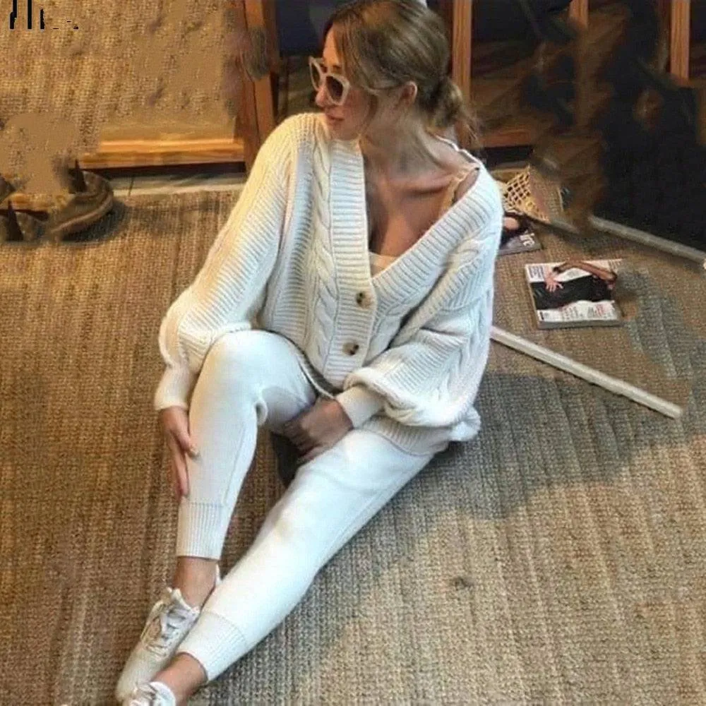 2-piece knit set pattern v-neck