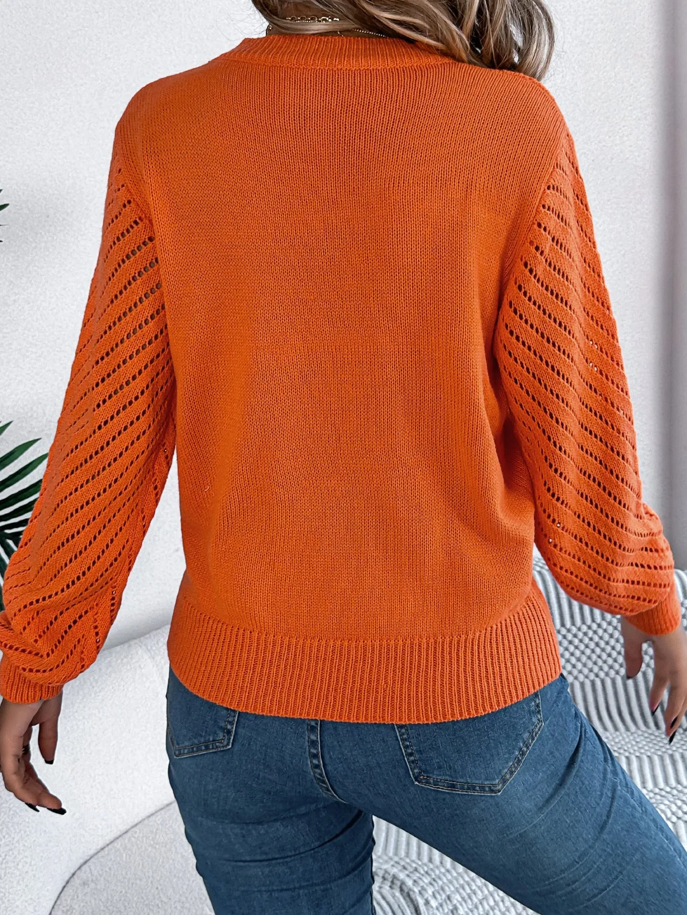 Hollow Lantern Sleeve Top