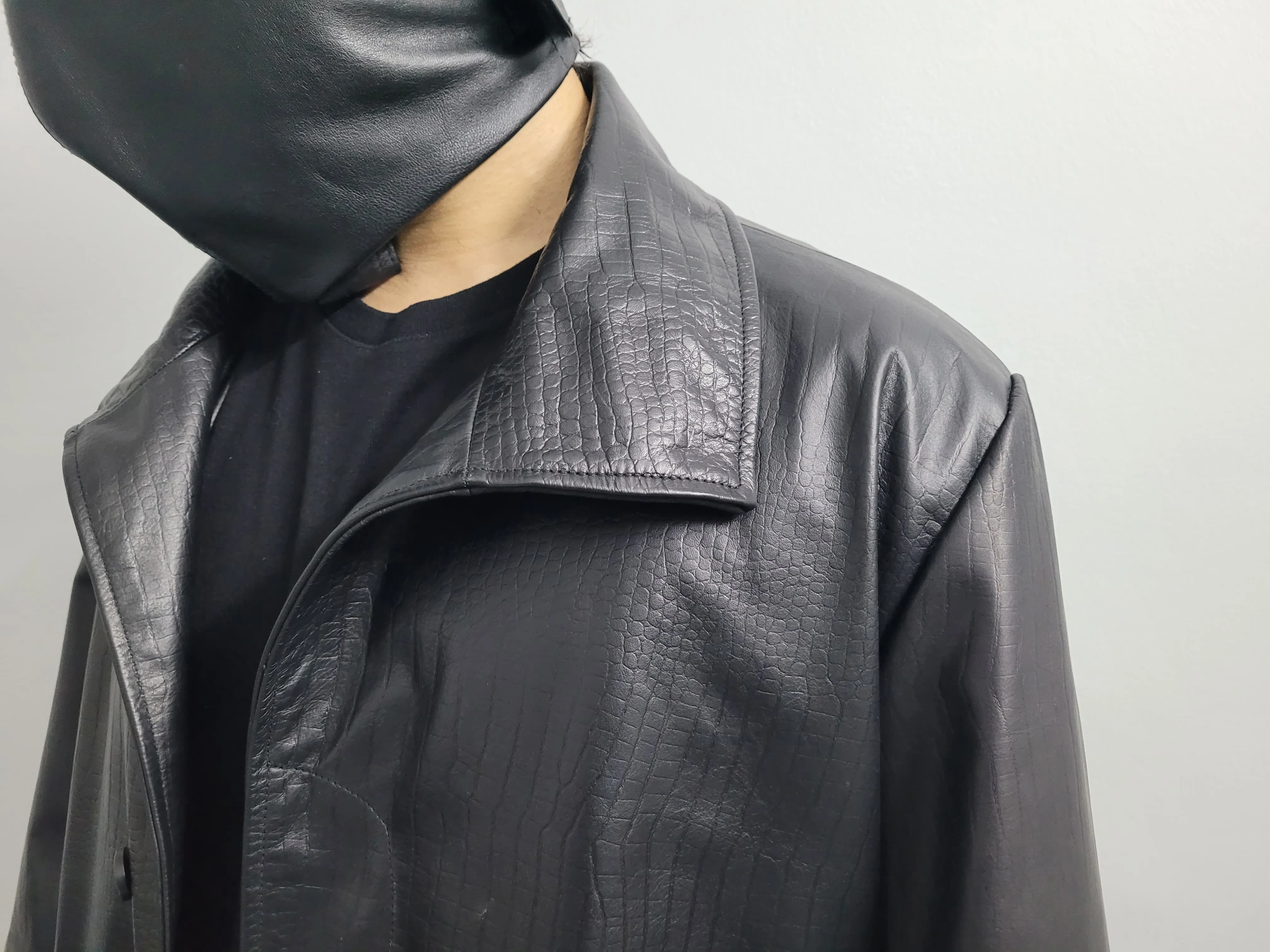 Men's Crocodile Embossed Black Genuine Leather Belted Coat